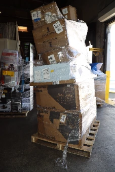 Furniture & GM | Customer Returns Unmanifested Truckloads